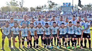 Argentino de Firmat logró el Clausura en el año de su centenario.