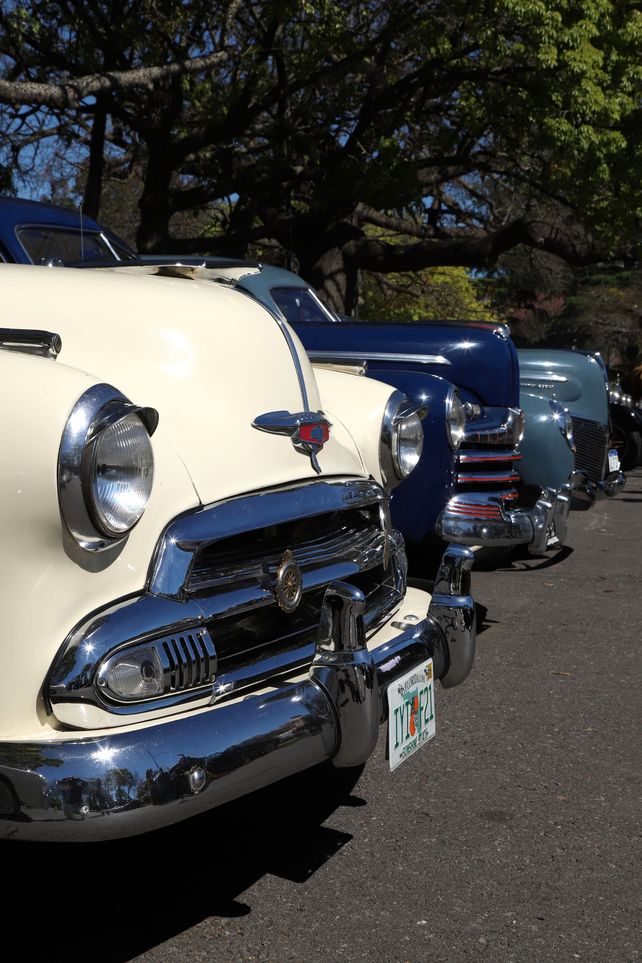 Los autos históricos de Santa Fe saldrán a la calle y se exhibirán en el Monumento Nacional a la Bandera