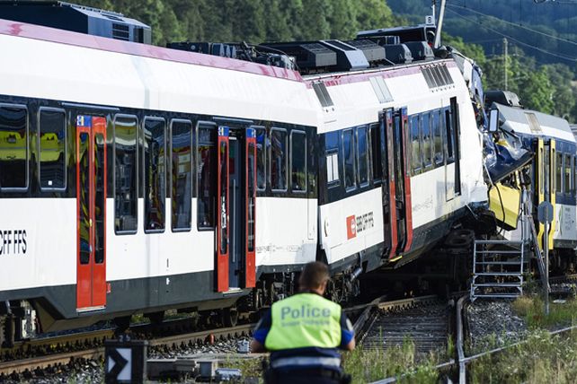 Suiza: 44 heridos en colisión de trenes