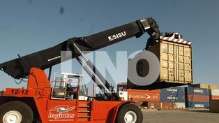 Las retenciones dejarían sin trabajo a 350 obreros del Puerto