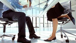 En el Día del Amante, los empleados bancarios fueron elegidos como los más infieles