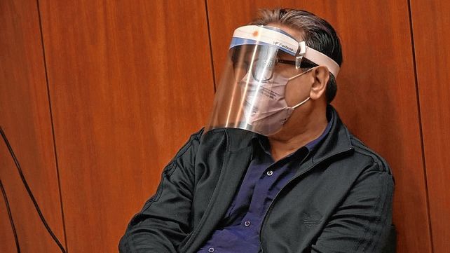 Gustavo Tamay hizo alusión a los carteles publicitarios con la imagen de la vaca.