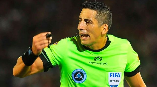 Yael Falcón Pérez dirigirá Central-River el sábado a las 22 en el Kempes.