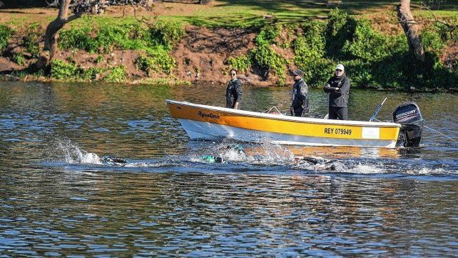 El Mundial Juvenil de Aguas Abiertas continúa en el Lago del Parque del Sur.