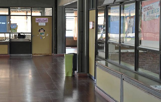 silencio. Interior de la escuela Senet Nº12 ubicada en el barrio de Saavedra de Capital Federal.