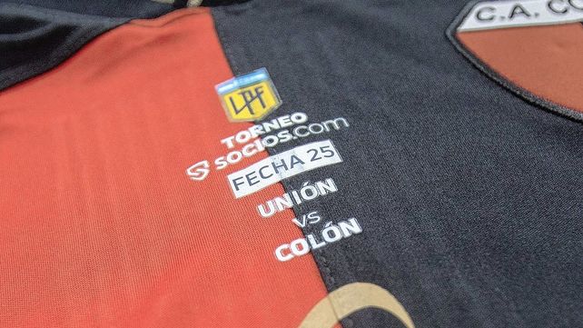 Colón mostró en sus redes sociales detalles de la camiseta especial que usará en el Clásico.&nbsp;