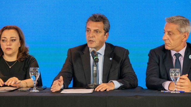 Segio Massa encabezó la mesa del Frente Renovador y postergó una definición sobre su protagonismo electoral.&nbsp;