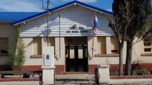 En Sauce de Luna, autoridades de Escuela Nina Nº 39 José Manuel Estrada debieron evacuar la escuela por una fuga de gas.&nbsp;