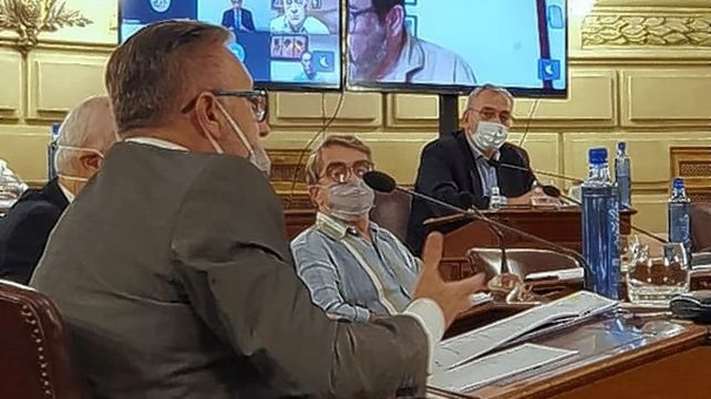 Con fuertes cruces giraron el desafuero de Traferri a dos comisiones