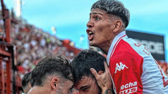 Huracán venció 2-0 a San Lorenzo.