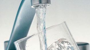 Un diputado nacional santafesino rechaza fluorar el agua potable