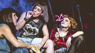 Nacidas con fórceps, del grupo teatral Las Ramponi, tendrá una única función este viernes 28 y es parte de la agenda de teatro de la ciudad