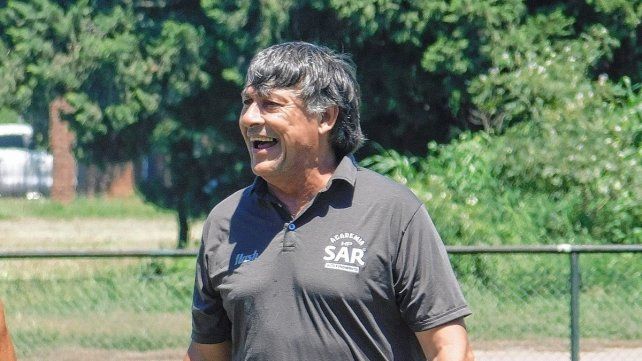 Daniel Hourcade es el responsable de la academia de alto rendimiento de Sudamérica Rugby que se desarrolla en Santa Fe. Daniel Hourcade es el responsable de la academia de alto rendimiento de Sudamérica Rugby que se desarrolla en Santa Fe.