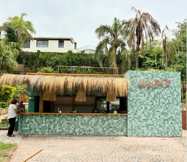 Santo Río es uno de los nuevos espacios que inauguró en la costanera norte esta temporada.