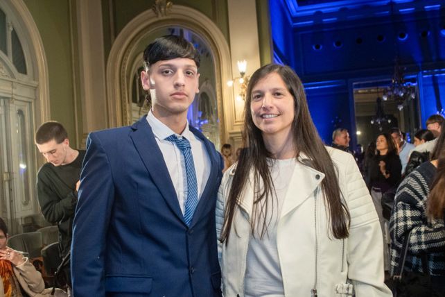 Primer Desfile Multimarca en el teatro El Círculo