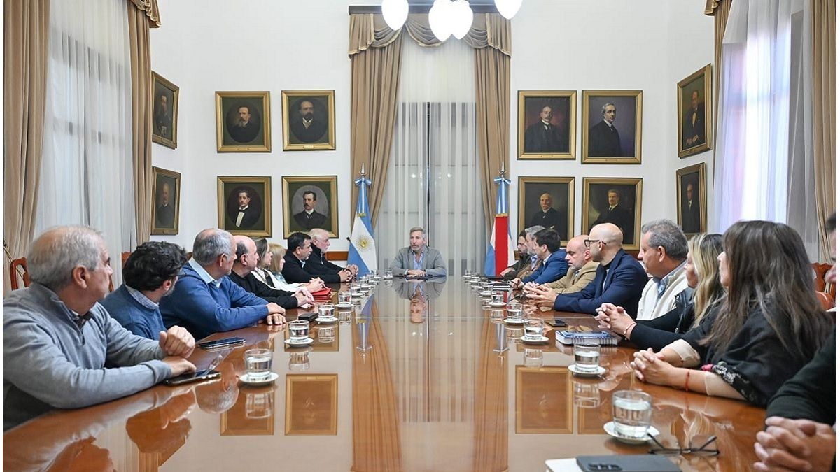 Caja de Jubilaciones: con el aporte de los gremios, el Ejecutivo envió a la Legislatura el proyecto de reforma