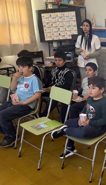 Un Día de Película llegó a una escuela rural de Las Cuevas
