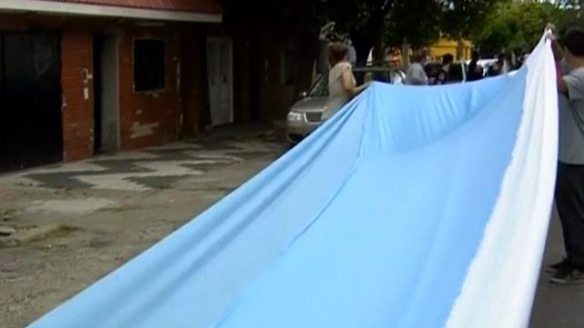 Abrazo solidario de la comunidad educativa de la escuela Crisol, blanco de una balacera
