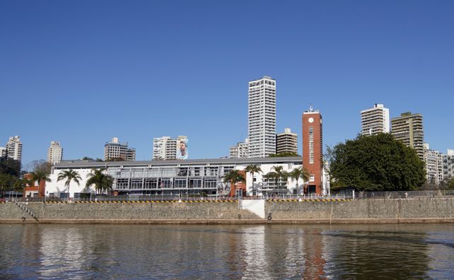El cuerpo fue visto a la altura de La Fluvial este domingo. 