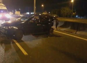 Una 4x4 chocó a un auto de Uber y mató a la pasajera