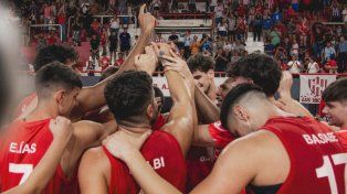 Unión se hizo fuerte en el Malvicino y bajó a San Lorenzo en un cierre para el infarto