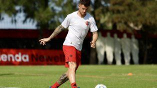 Esperanza de gol. El Colo Ramírez es el máximo y casi único anotador leproso.