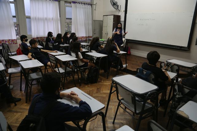 La provincia descarta reabrir la paritaria y los docentes amenazan con paros