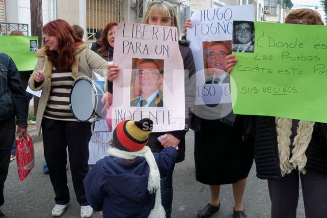 Familiares de Tognoli reclamaron por la causa frente a la Fiscalía