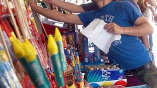 Con la supervisión de los padres, el uso de pirotecnica reduce su peligrosidad