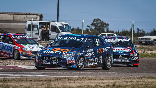 Leonel Pernía se consagró campeón de la Clase 3 del Turismo Nacional