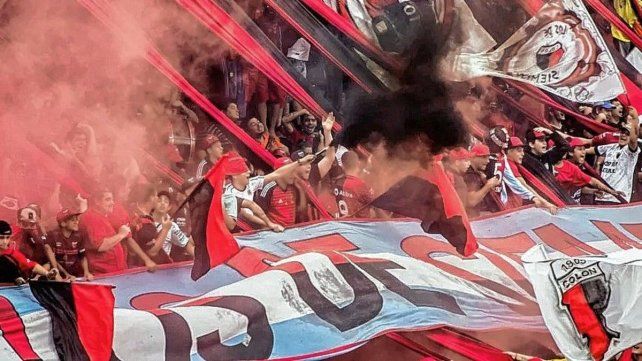 Colón jugará con público pero estará clausurada la tribuna norte alta y baja del estadio Colón jugará con público pero estará clausurada la tribuna norte alta y baja del estadio