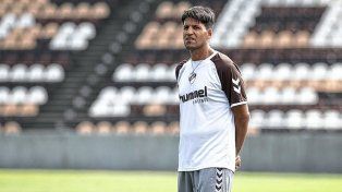 El ciclo de Sebastián Grazzini en el Marrón duró siete partidos, de los cuales ganó uno, empató tres y perdió tres.