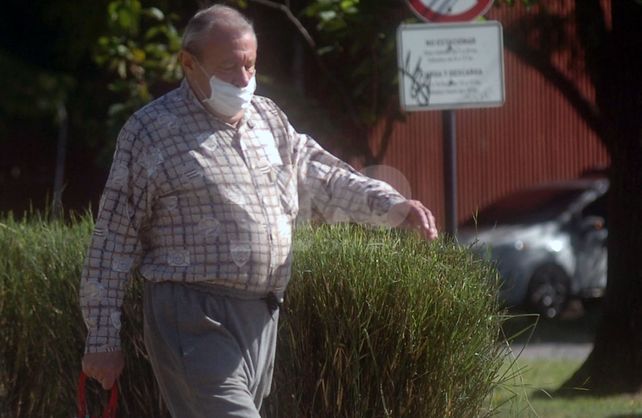 Fuerte presencia de adultos mayores en las calles de la ciudad