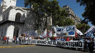 El gobierno convocó a paritaria nacional docente el próximo jueves en Trabajo