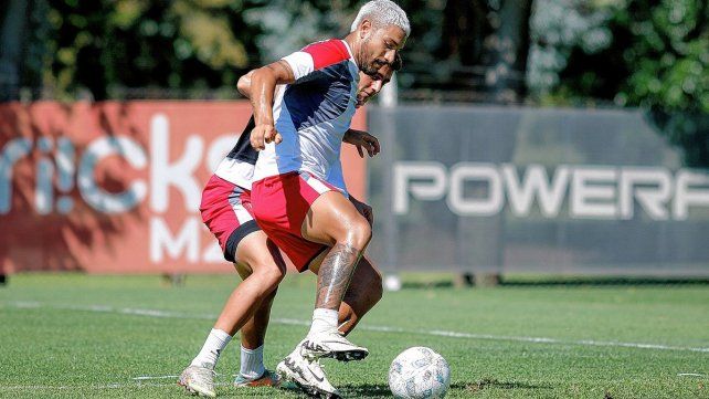 Estudiantes: Domínguez tiene los 11 para visitar Godoy Cruz