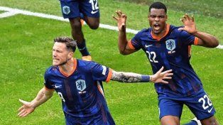 Eurocopa: Weghorst le dio a Países Bajos la victoria sobre Polonia