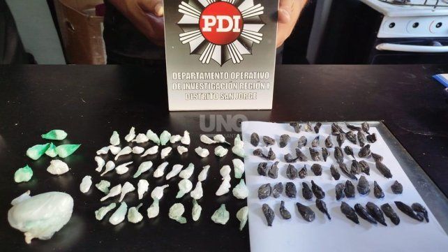 Aprehendieron a diez vendedores de drogas en San Justo en una redada de la PDI por Microtráfico