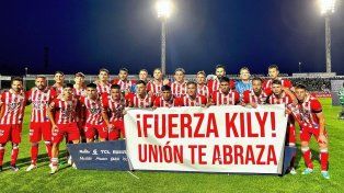 Tres jugadores que se acercan y otros tres que se alejan de Unión
