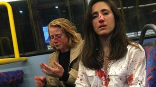 Brutal ataque a una pareja lesbiana en un colectivo de Londres