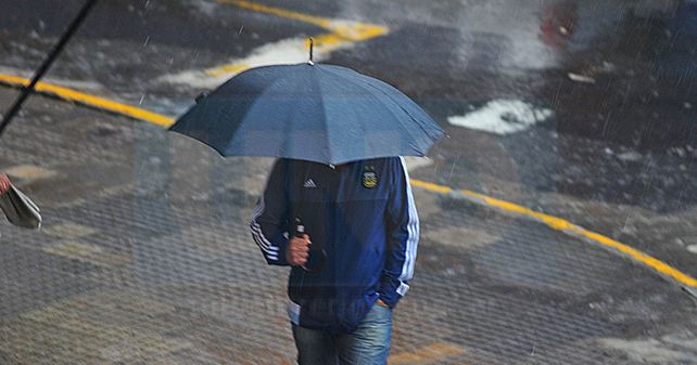 Jornada con lluvias aisladas, vientos moderados y una máxima de 24 grados