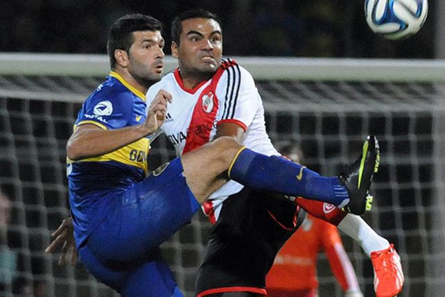 Por Internet, venden entradas para el partido entre Boca y River a $5.200