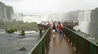 Las Cataratas, el mejor atractivo extranjero seg&uacute;n el diario ingl&eacute;s The Guardian