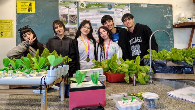 La iniciativa de los chicos y chicas de La Vigil llega a la feria de ciencias nacional.