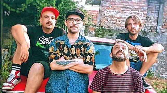 Hermanos del Espíritu Libre y Camila Bosch en Casa de la Cultura