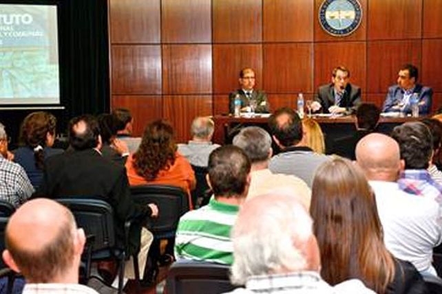 Festram conmemoró 30 años de democracia con el Estatuto Municipal