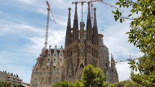Otorgan permiso para terminar La Sagrada Familia de Gaudí