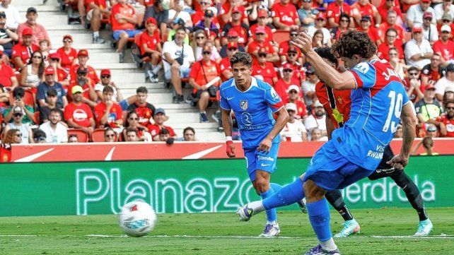 Julián Álvarez falló un penal en el empate del Atlético de Madrid ante Mallorca. Julián Álvarez falló un penal en el empate del Atlético de Madrid ante Mallorca.