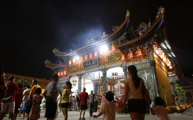 China celebra la llegada del nuevo a&ntilde;o lunar: el a&ntilde;o del drag&oacute;n