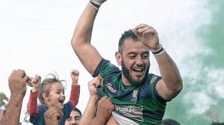 Carlos Ferreyra es el capitán del plantel de San Carlos campeón del Dos Orillas.