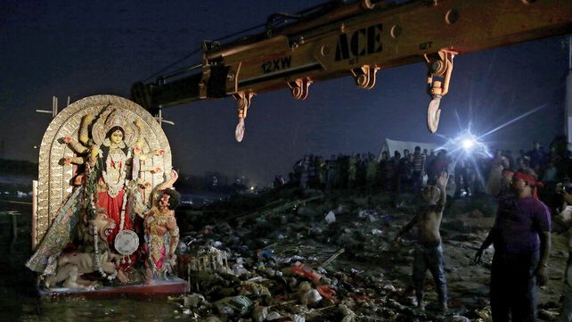 India celebra el Durga Puja, el festival en el que el bien triunfa sobre el mal